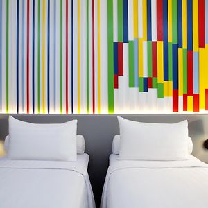 Kamar kembar standard